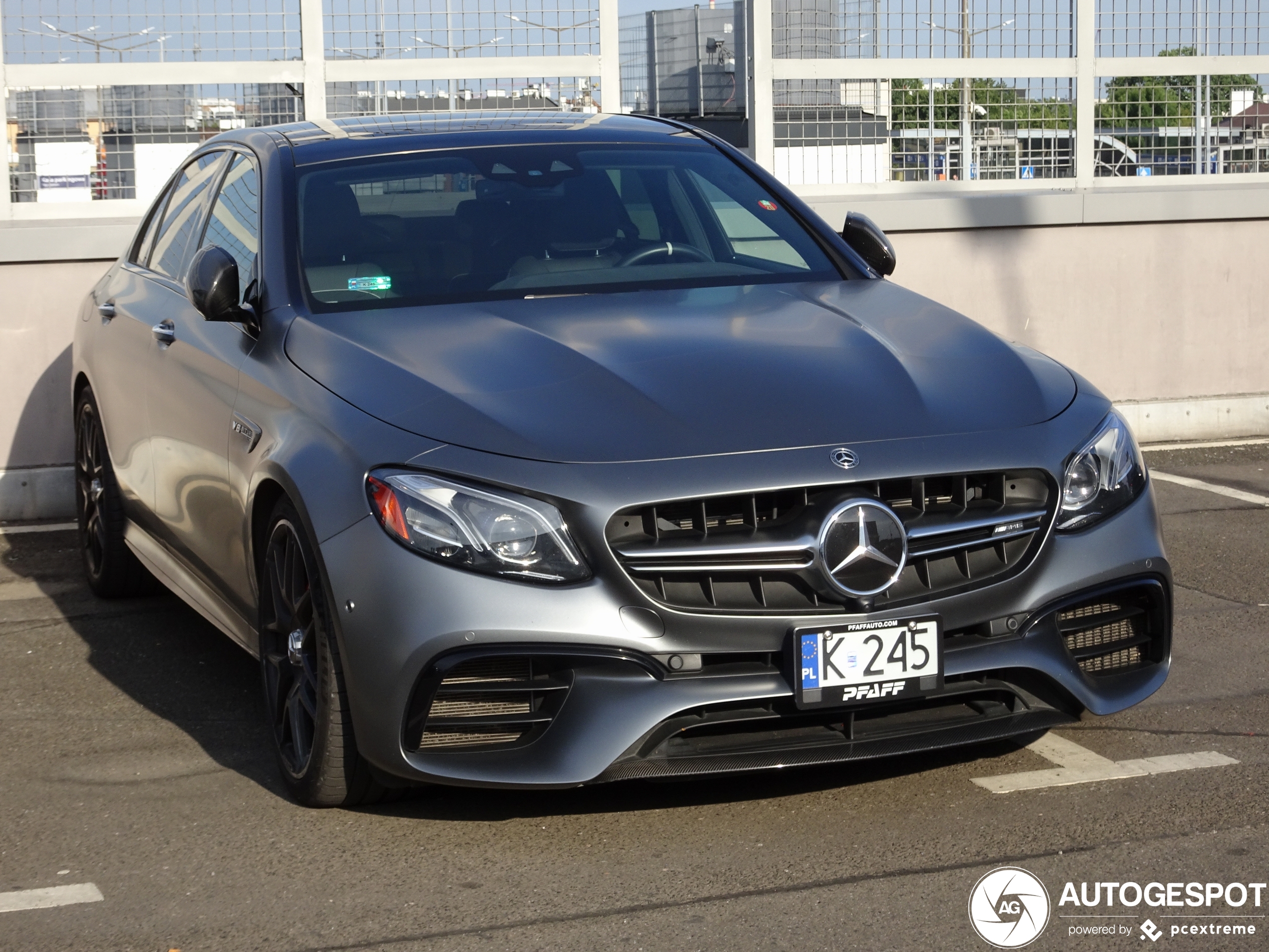 Mercedes-AMG E 63 S W213