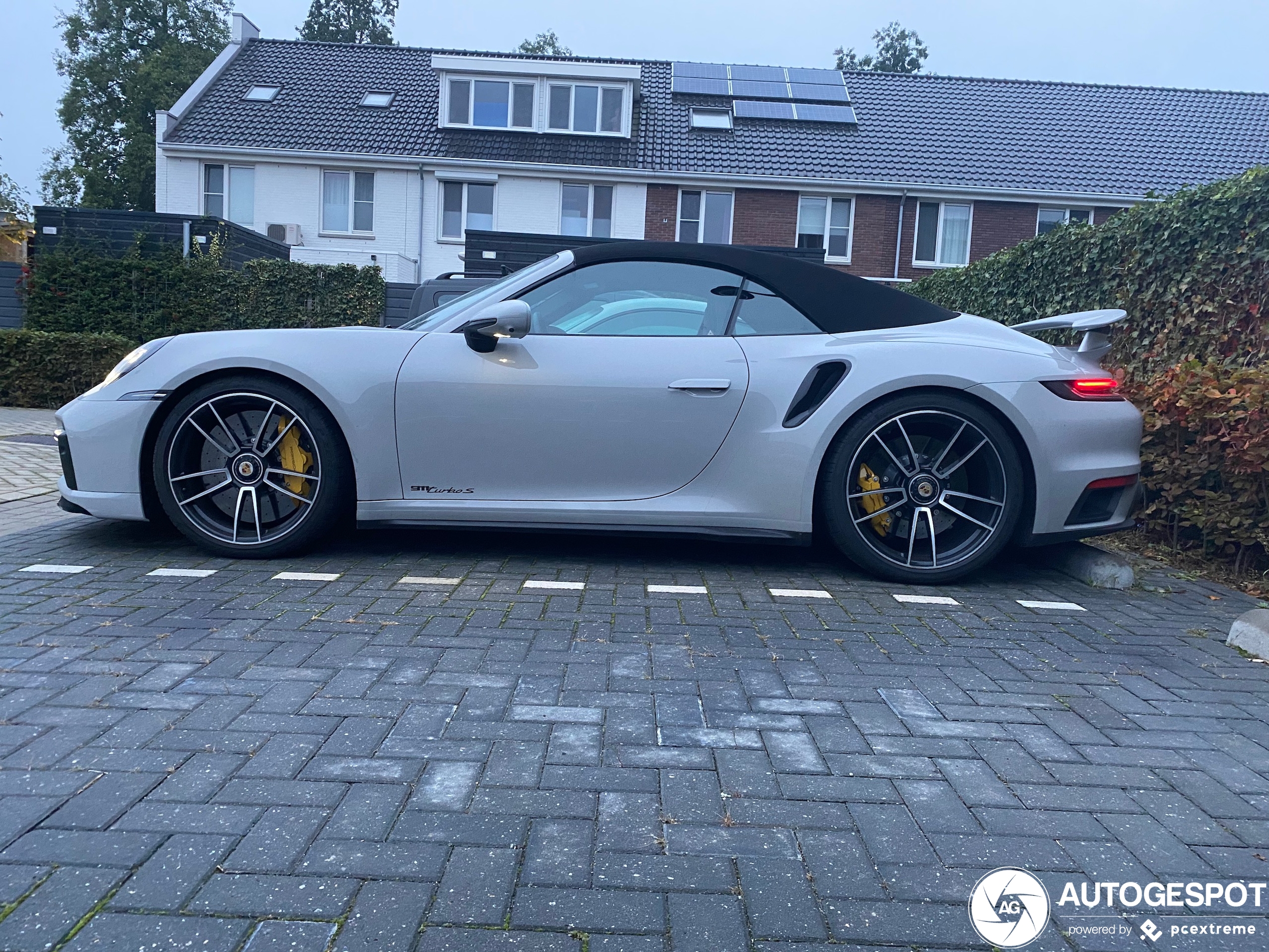 Porsche 992 Turbo S Cabriolet