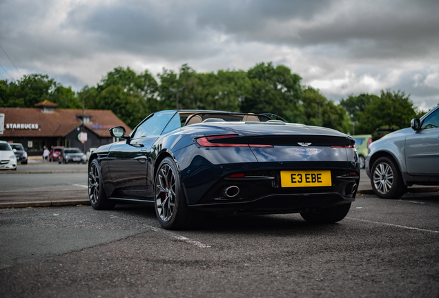 Aston Martin DB11 V8 Volante