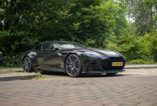 Aston Martin DBS Superleggera