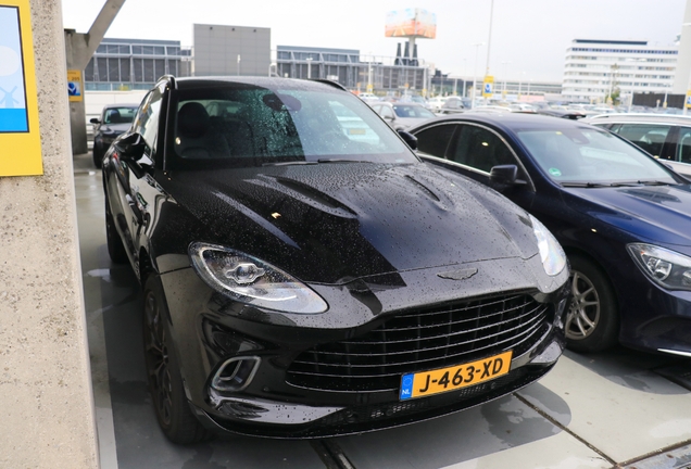 Aston Martin DBX