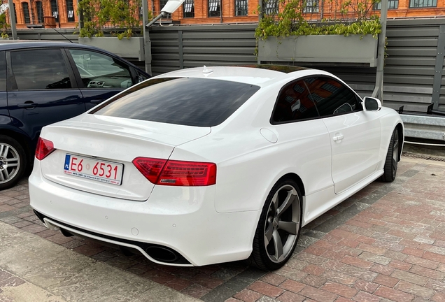 Audi RS5 B8 2012