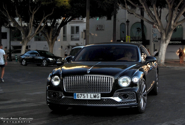 Bentley Flying Spur V8 2021