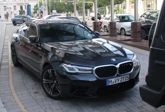 BMW M5 F90 2021