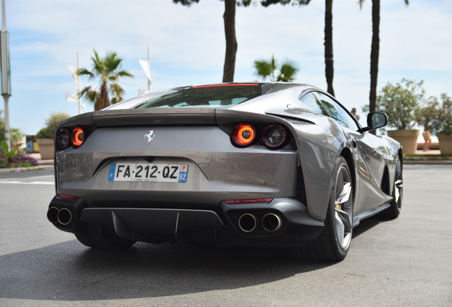 Ferrari 812 Superfast