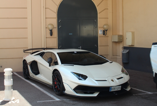 Lamborghini Aventador LP770-4 SVJ