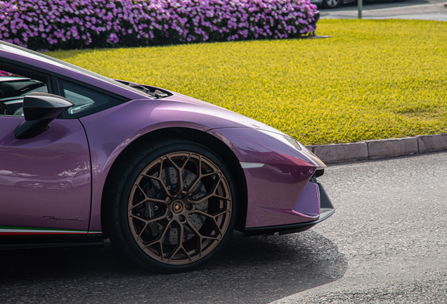 Lamborghini Huracán LP640-4 Performante Spyder