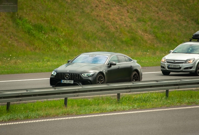 Mercedes-AMG GT 63 S X290