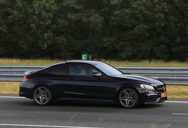 Mercedes-AMG C 63 S Coupé C205