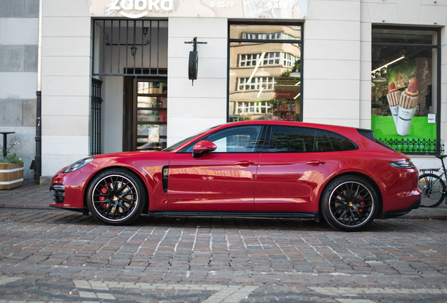 Porsche 971 Panamera GTS Sport Turismo