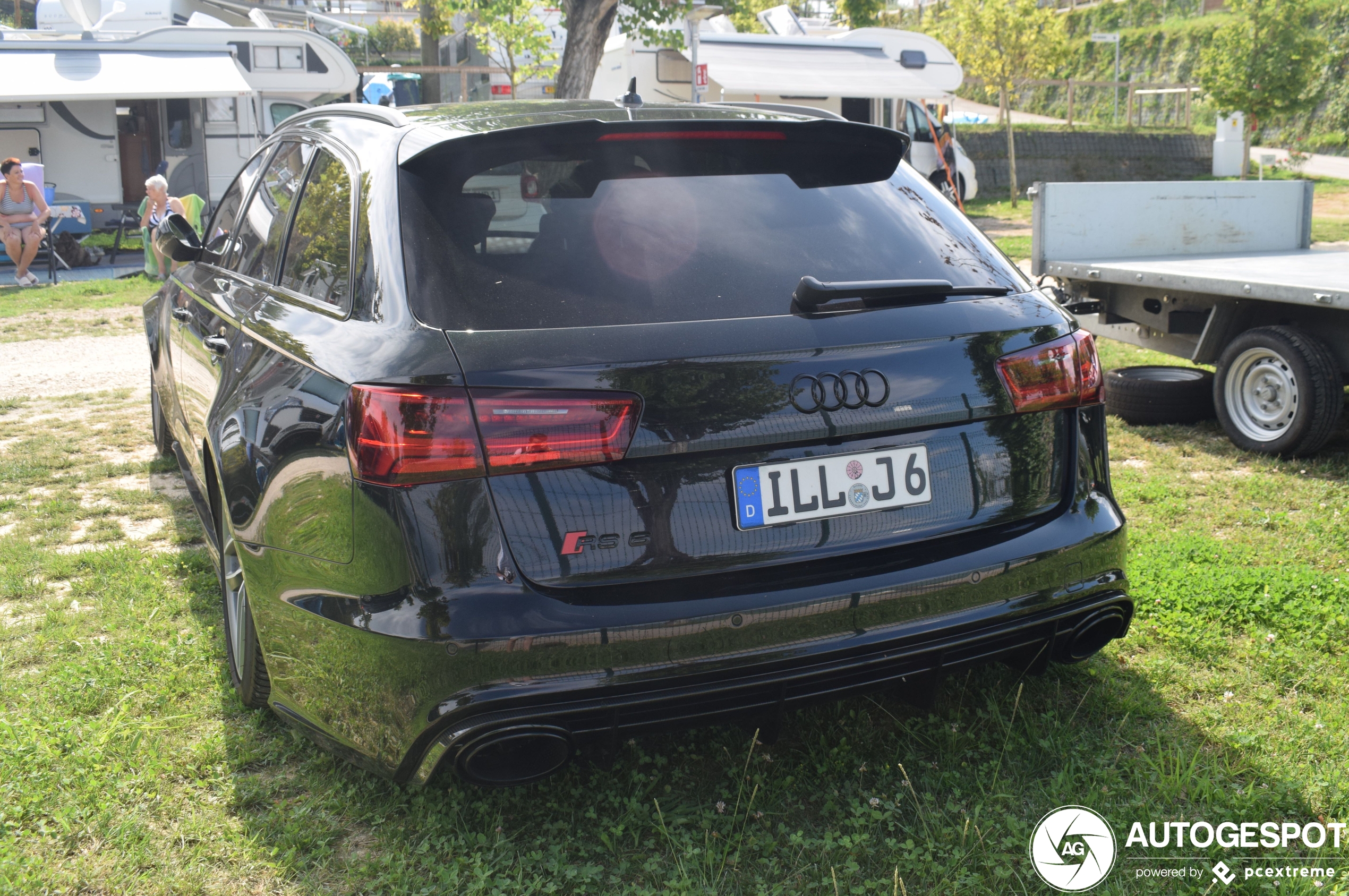 Audi RS6 Avant C7 2015