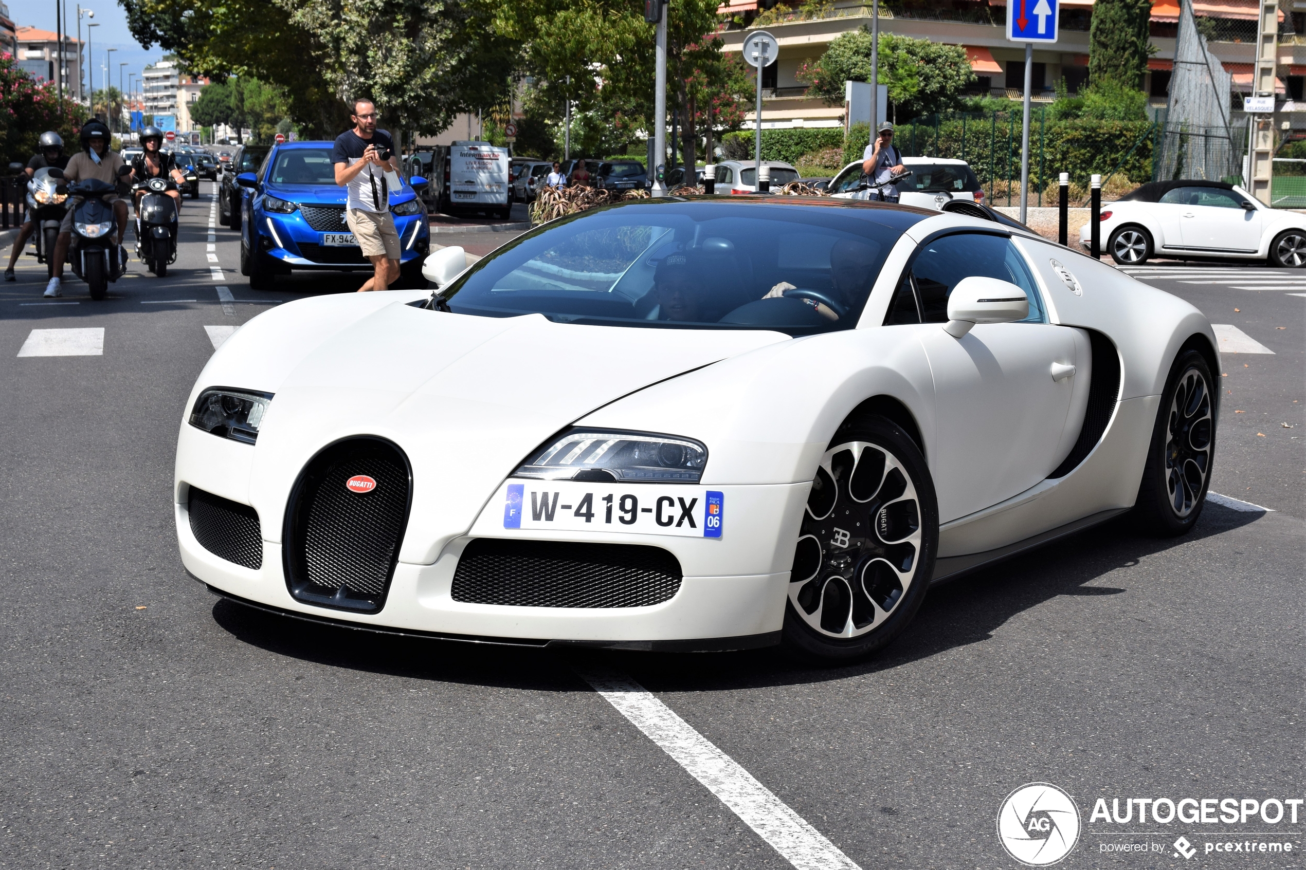 Bugatti Veyron 16.4 Grand Sport Sang Blanc