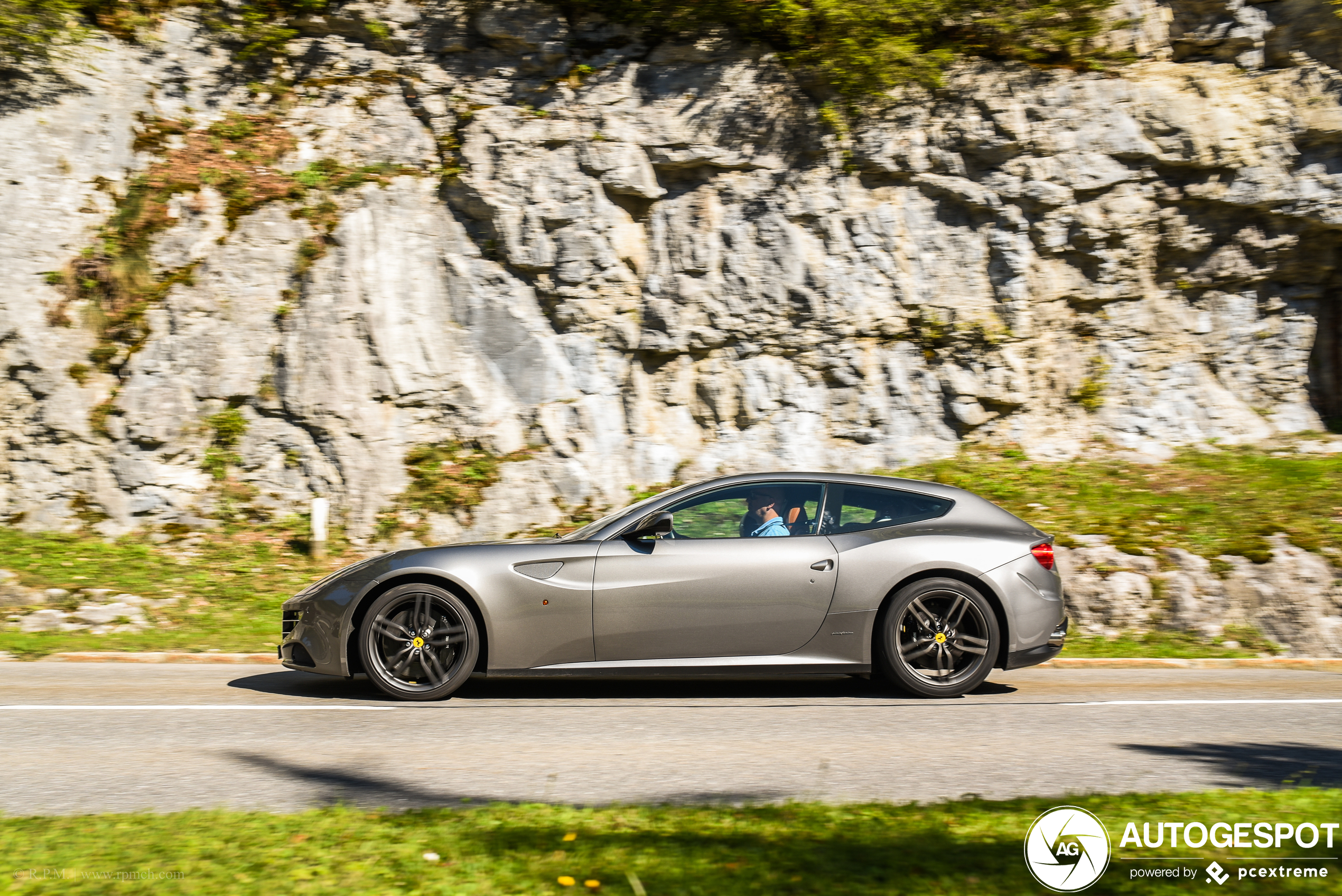 Ferrari FF