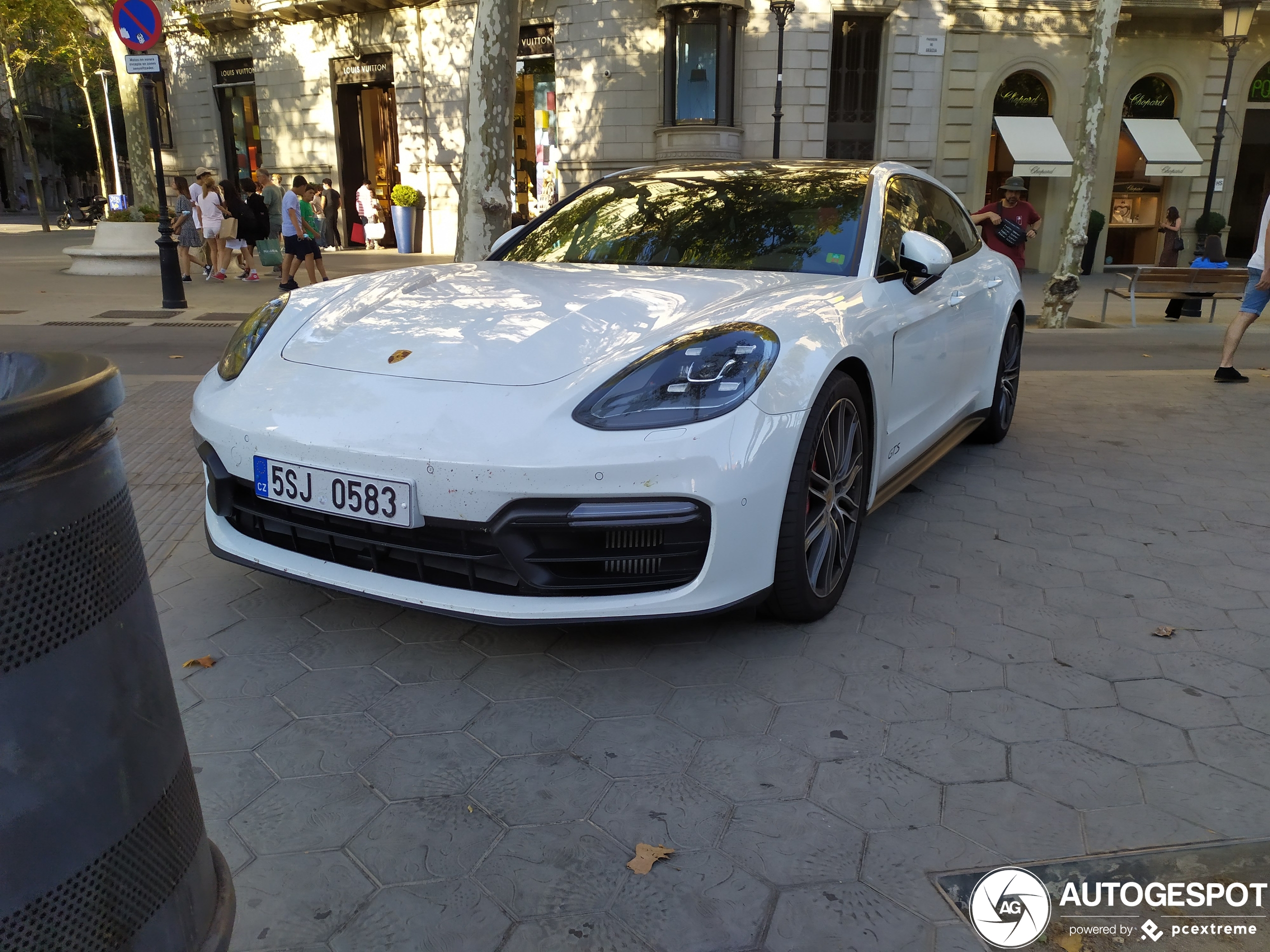 Porsche 971 Panamera GTS Sport Turismo