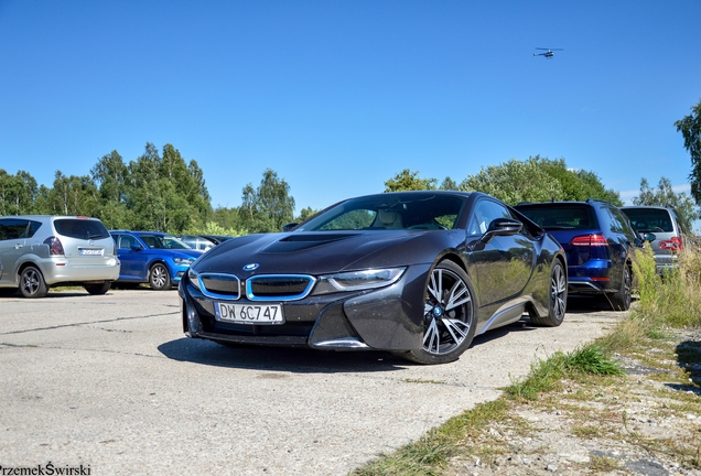 BMW i8