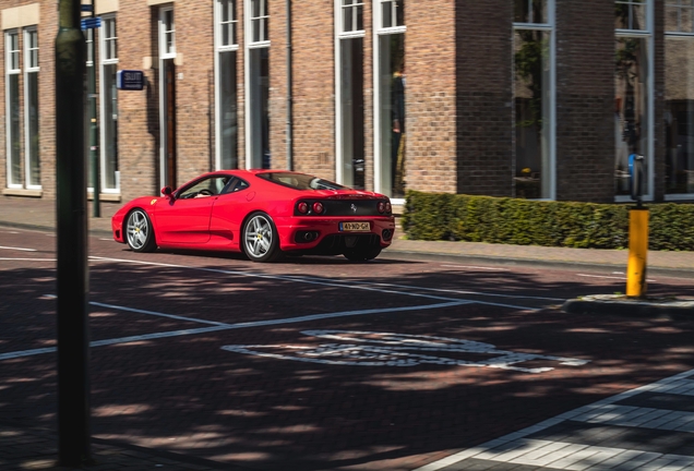 Ferrari 360 Modena