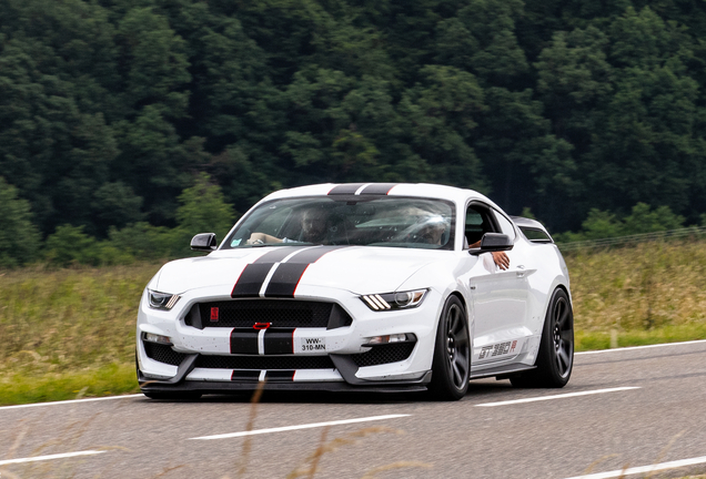 Ford Mustang Shelby GT350R 2015