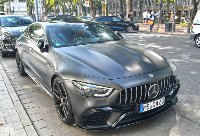 Mercedes-AMG GT 63 S X290