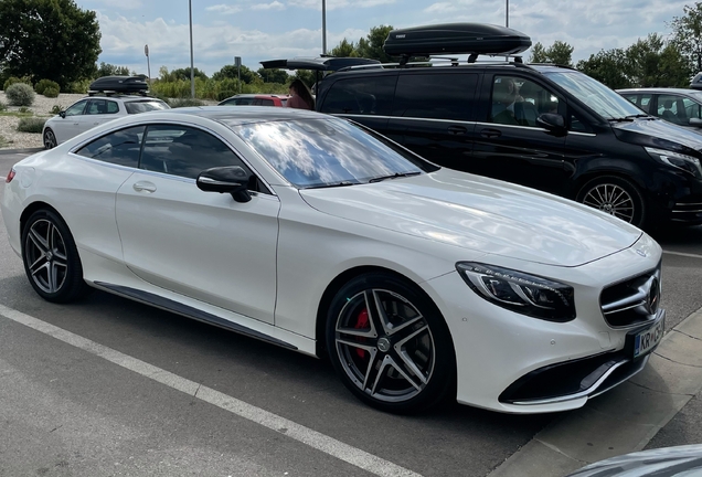 Mercedes-AMG S 63 Coupé C217