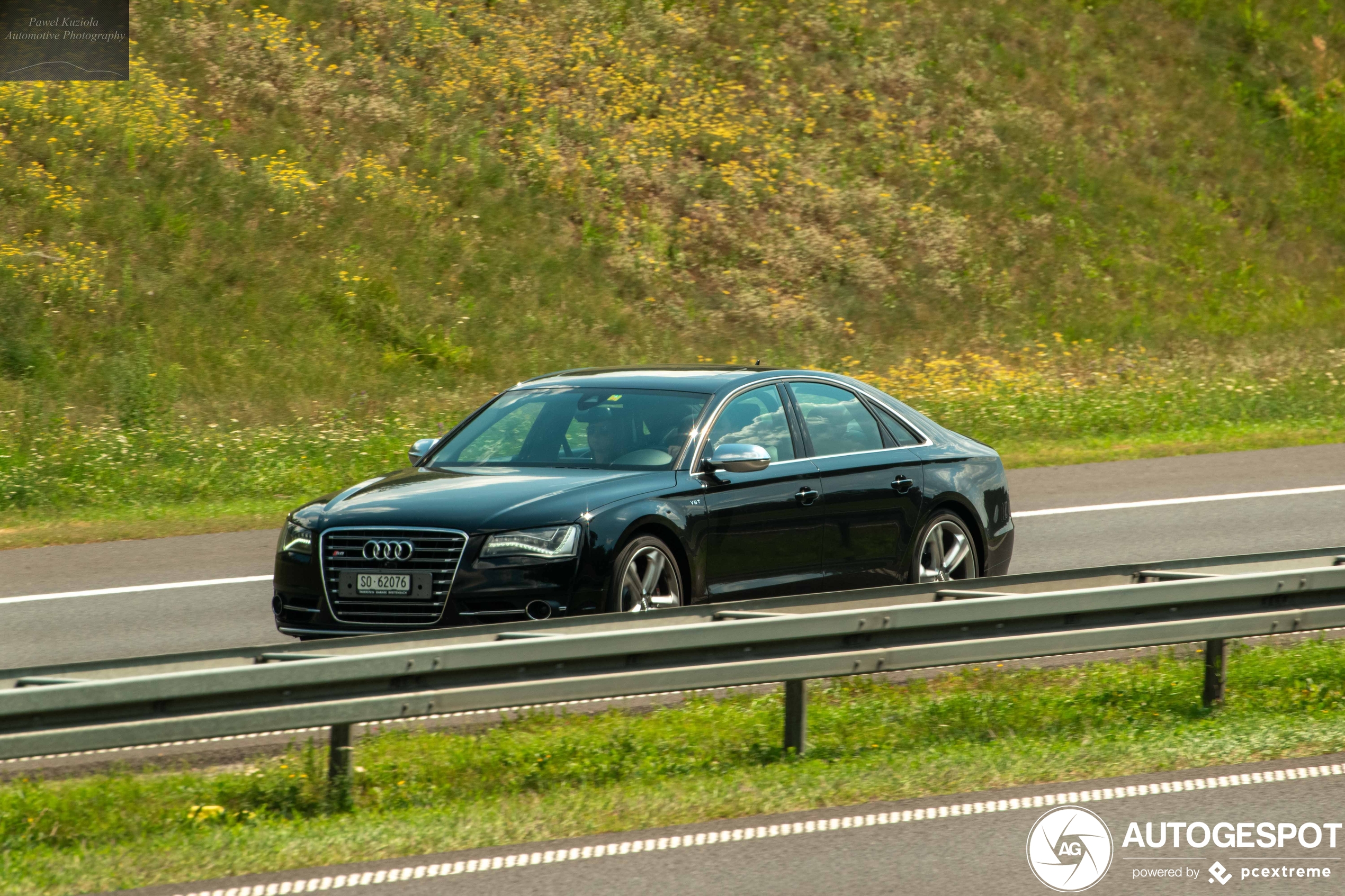 Audi S8 D4