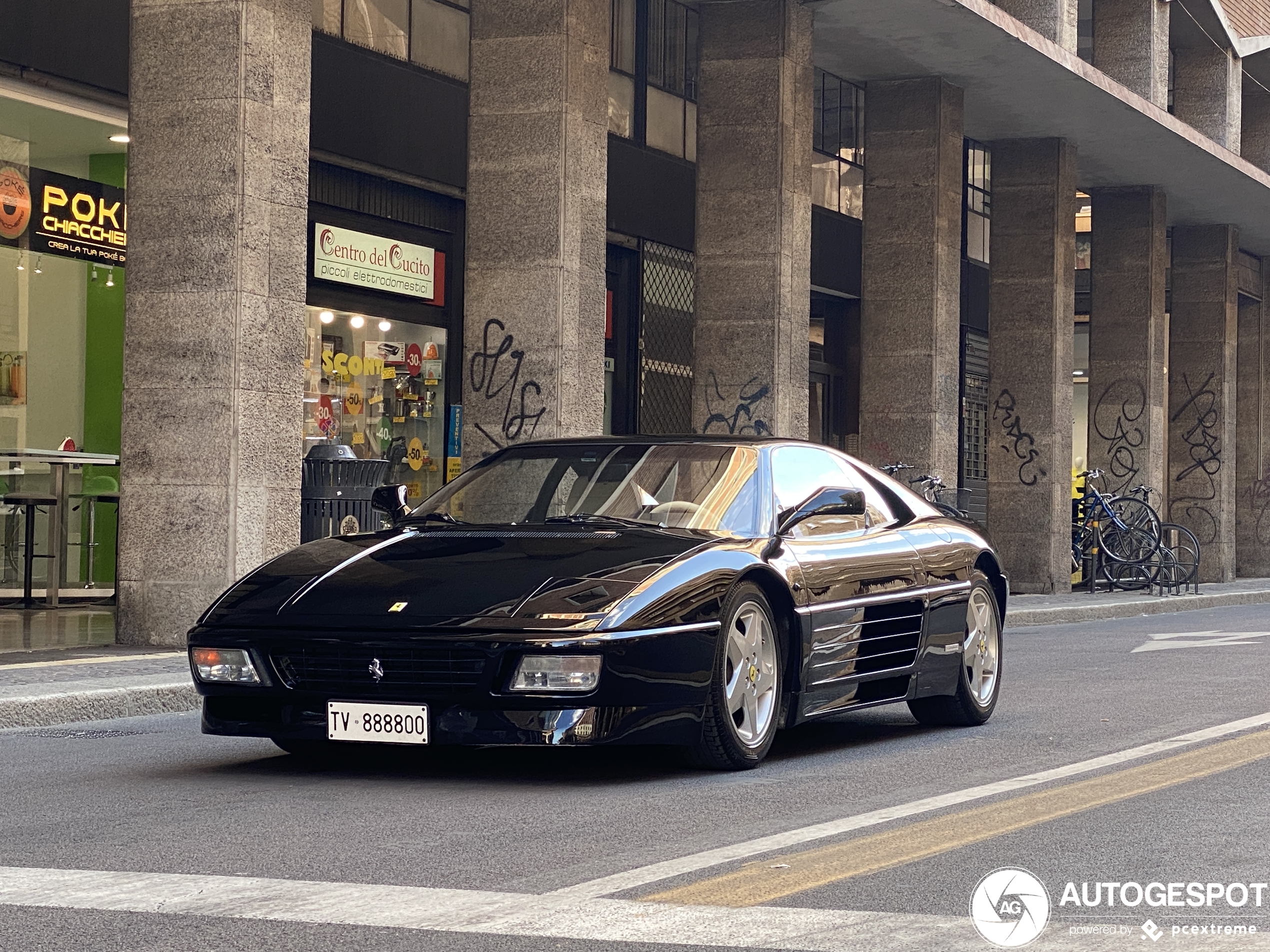 Ferrari 348 GTB