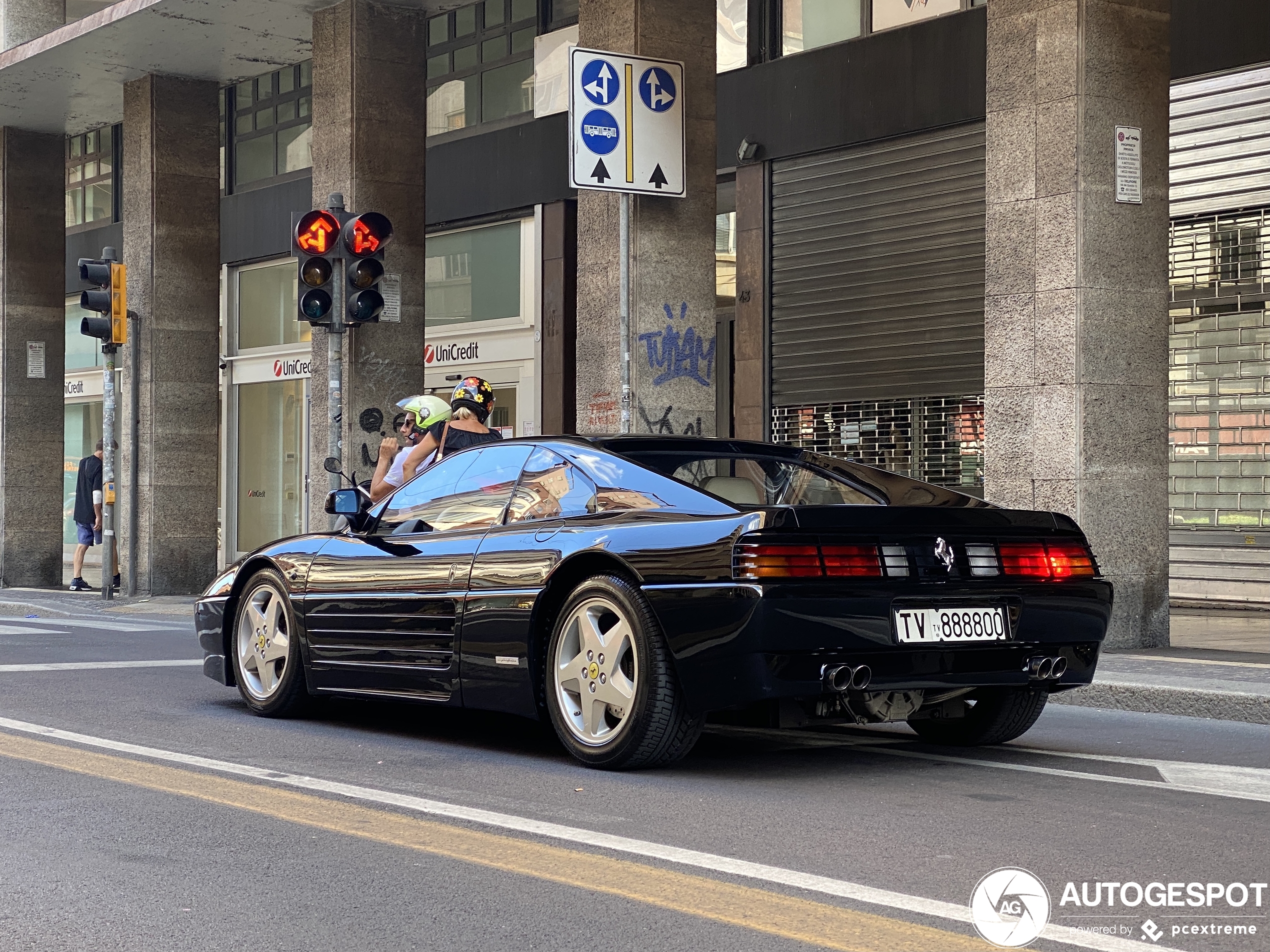 Ferrari 348 GTB - 18 August 2021 - Autogespot