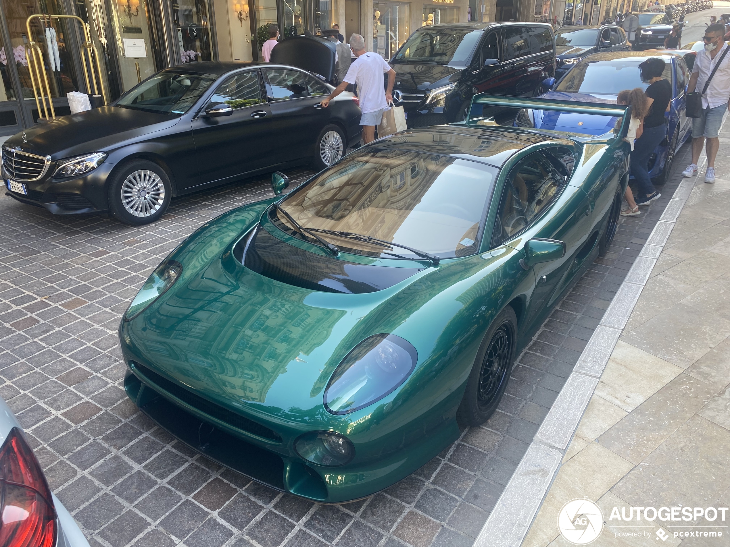 Monaco scoort weer: Jaguar XJ220S TWR