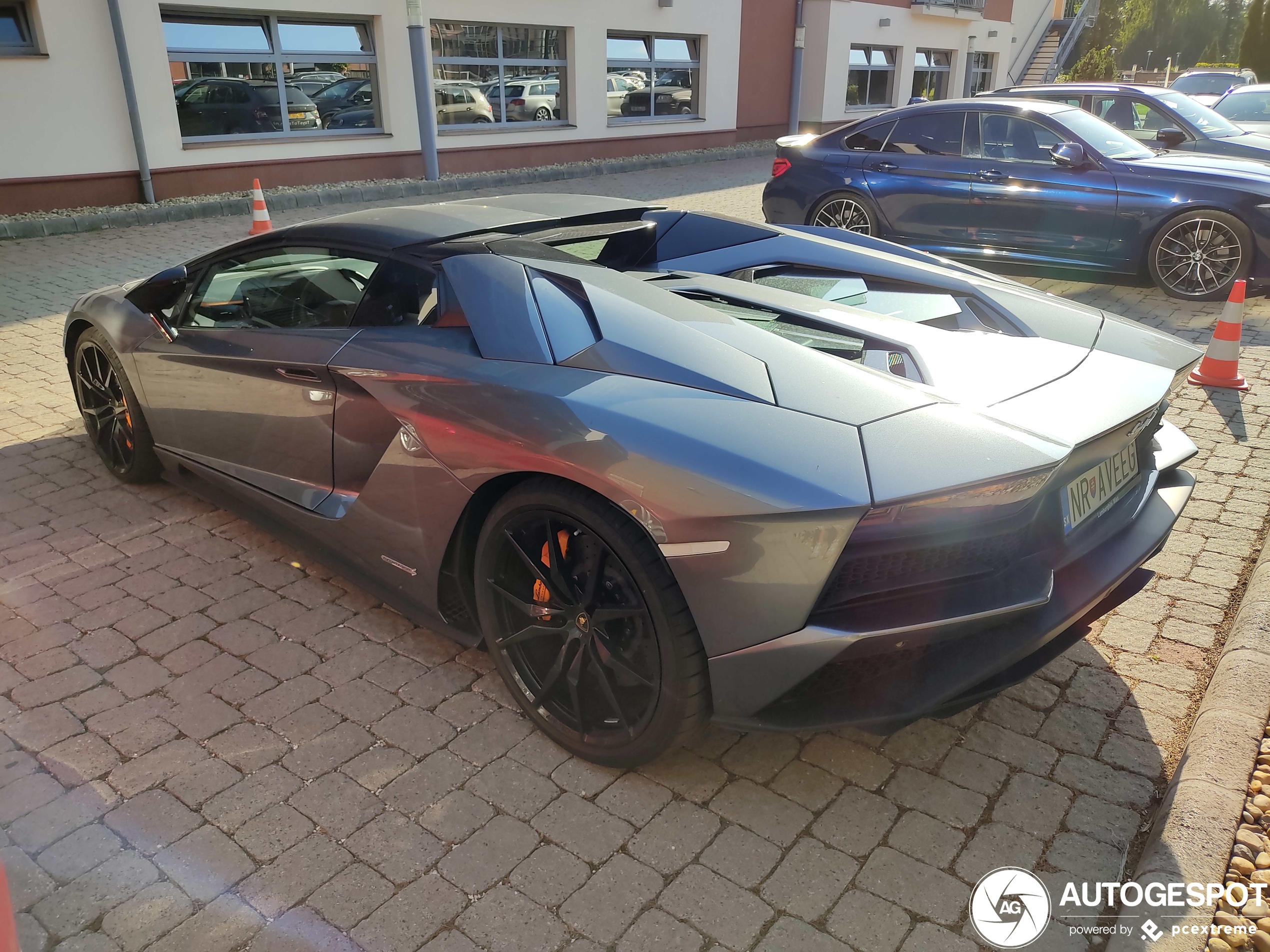 Lamborghini Aventador S LP740-4 Roadster