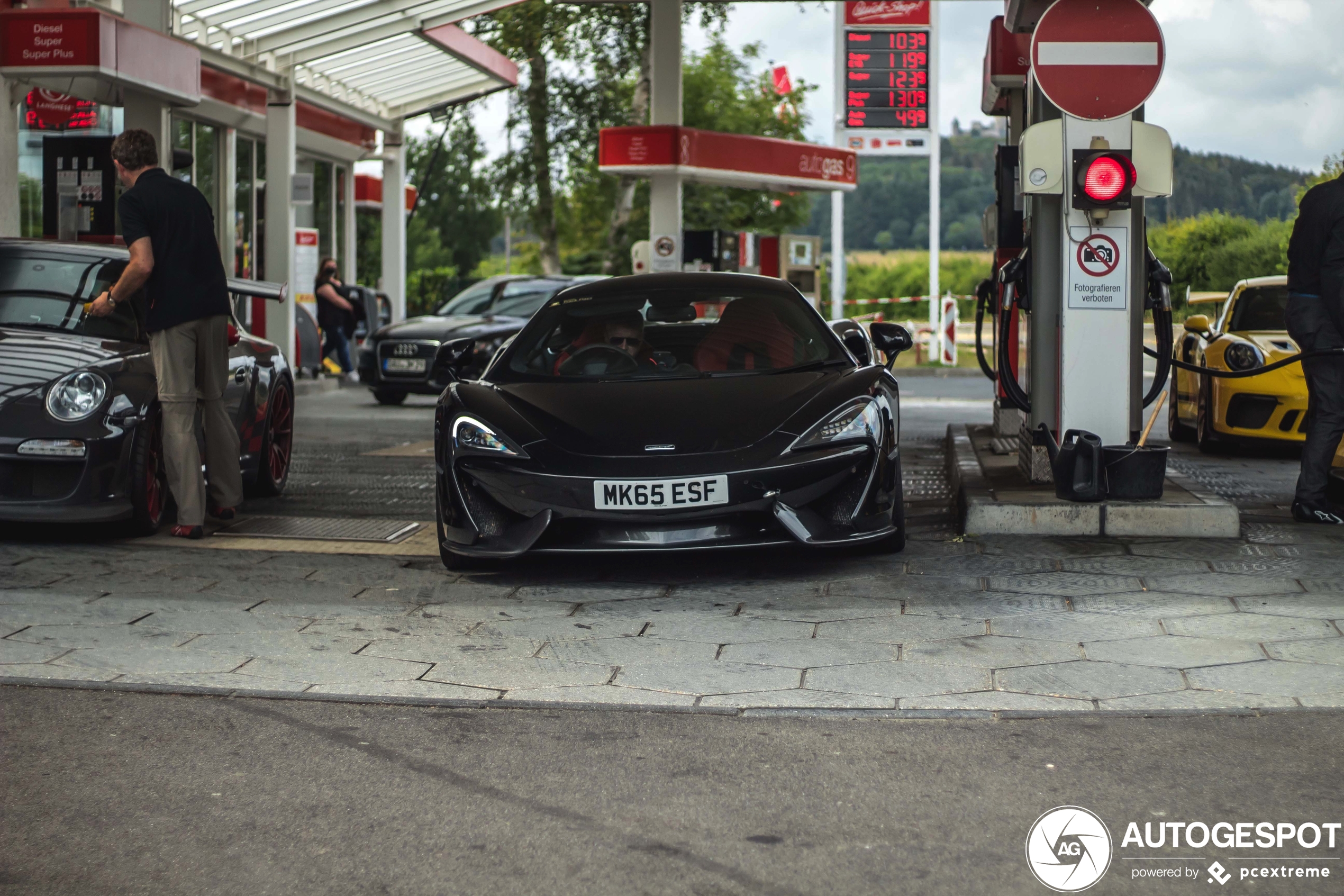 McLaren 570S