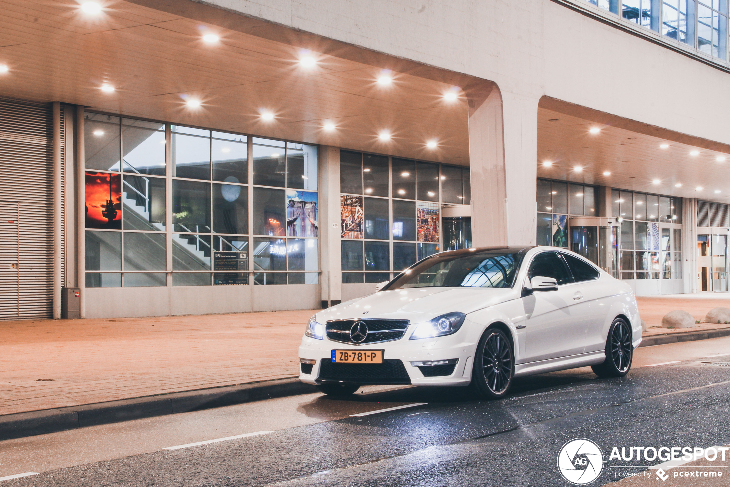 Mercedes-Benz C 63 AMG Coupé