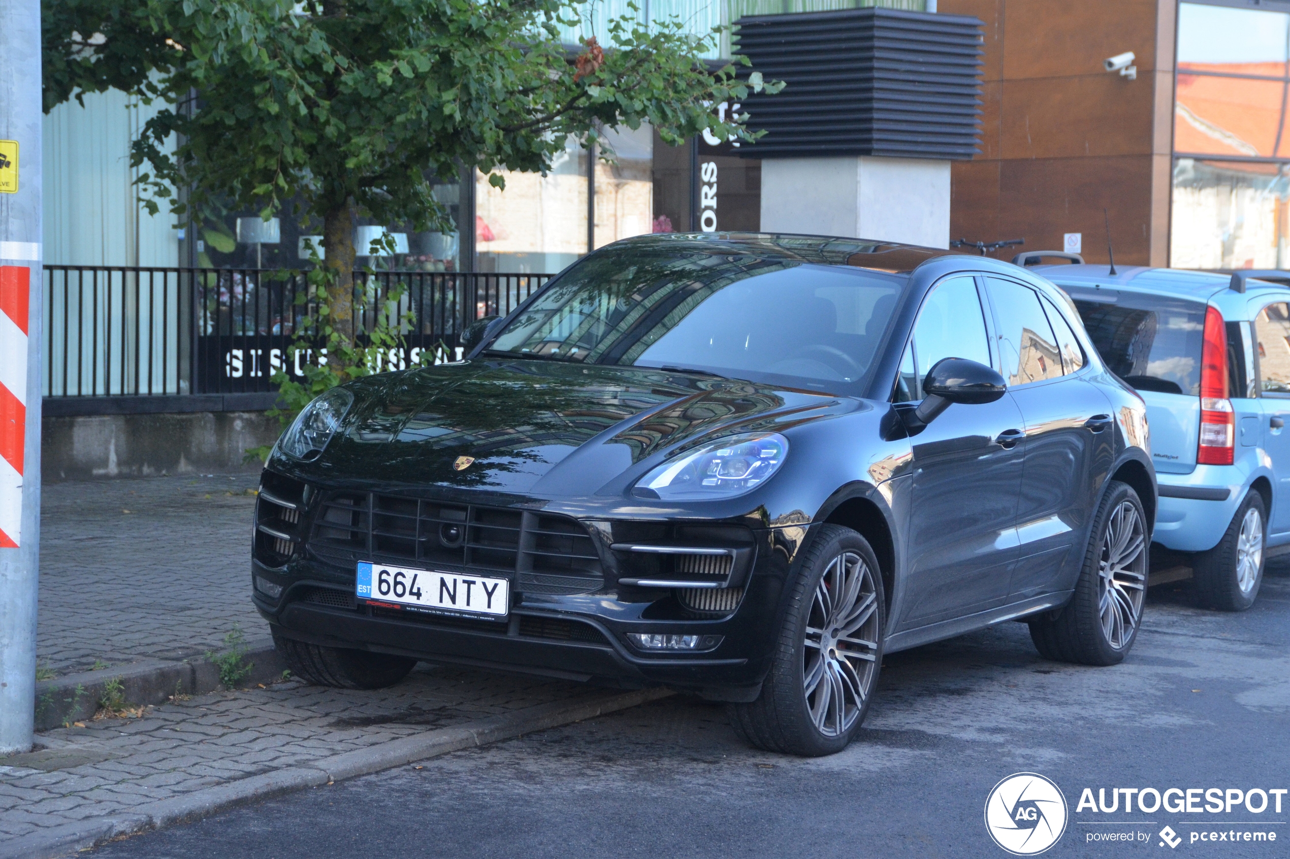 Porsche 95B Macan Turbo