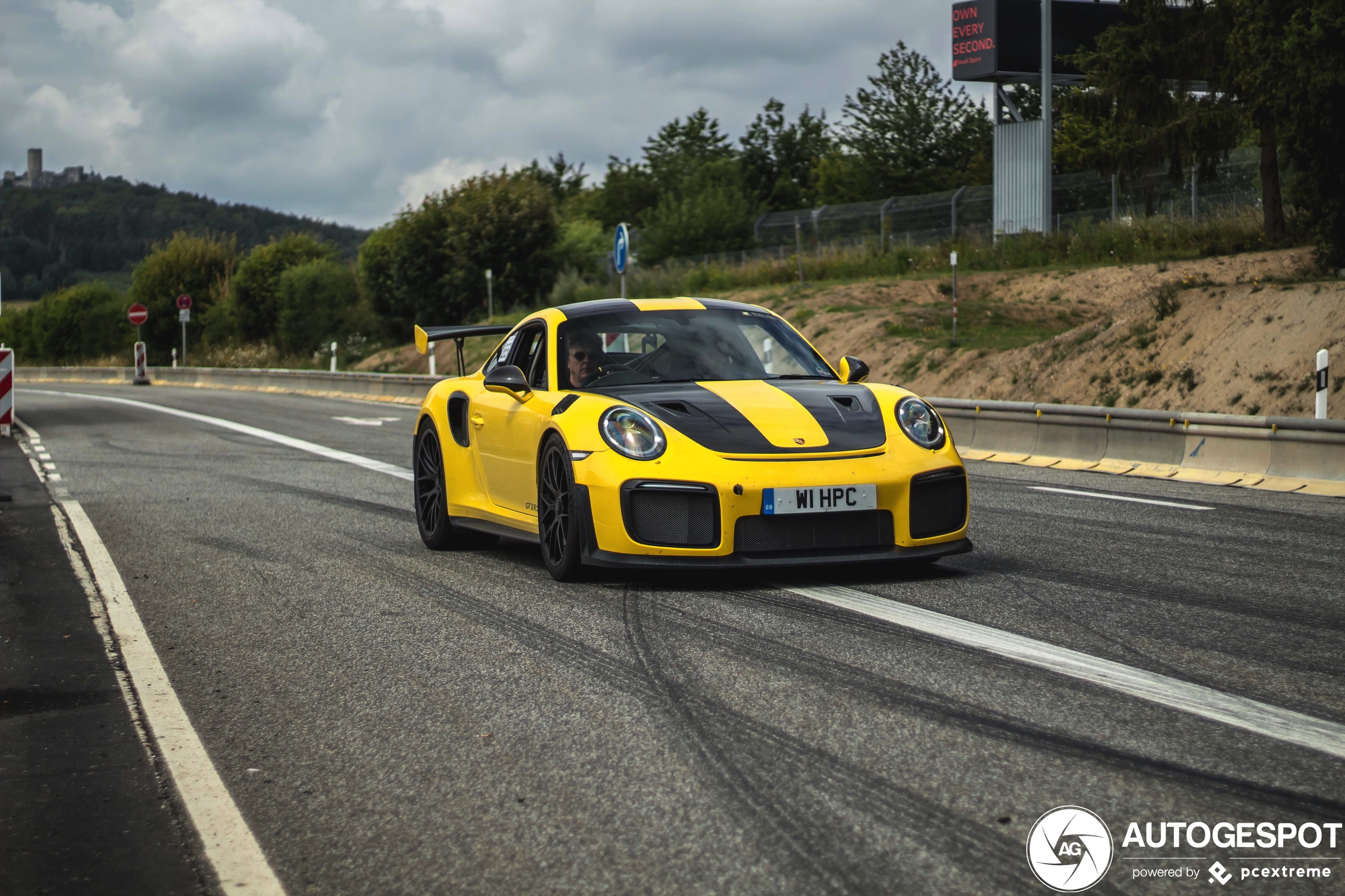 Porsche 991 GT2 RS Weissach Package