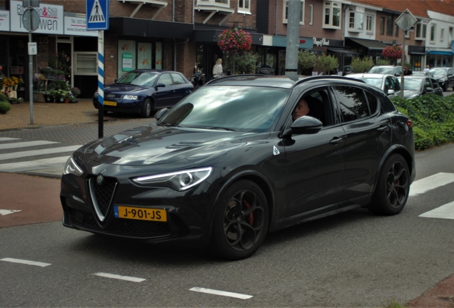 Alfa Romeo Stelvio Quadrifoglio