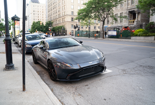 Aston Martin V8 Vantage 2018