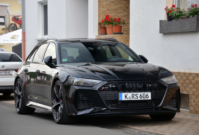 Audi RS6 Avant C8