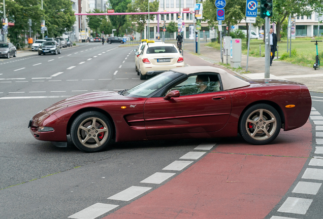 Chevrolet Corvette C5 Convertible 50th Anniversary