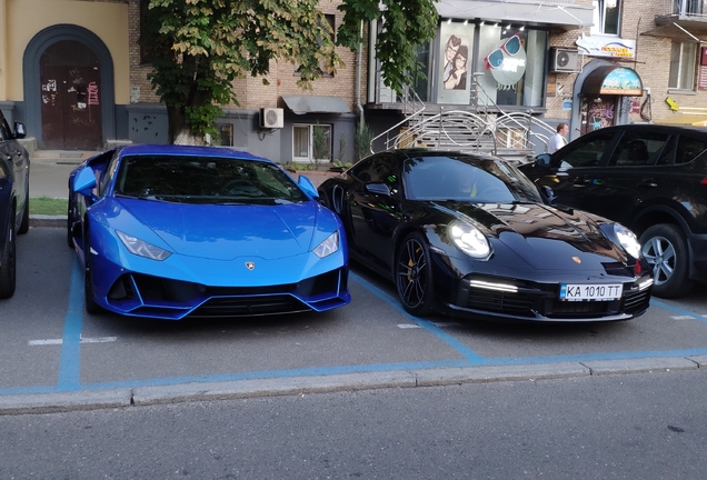 Lamborghini Huracán LP640-4 EVO