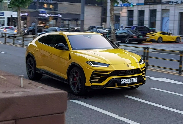 Lamborghini Urus