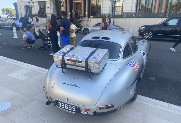 Mercedes-Benz 300SL Gullwing