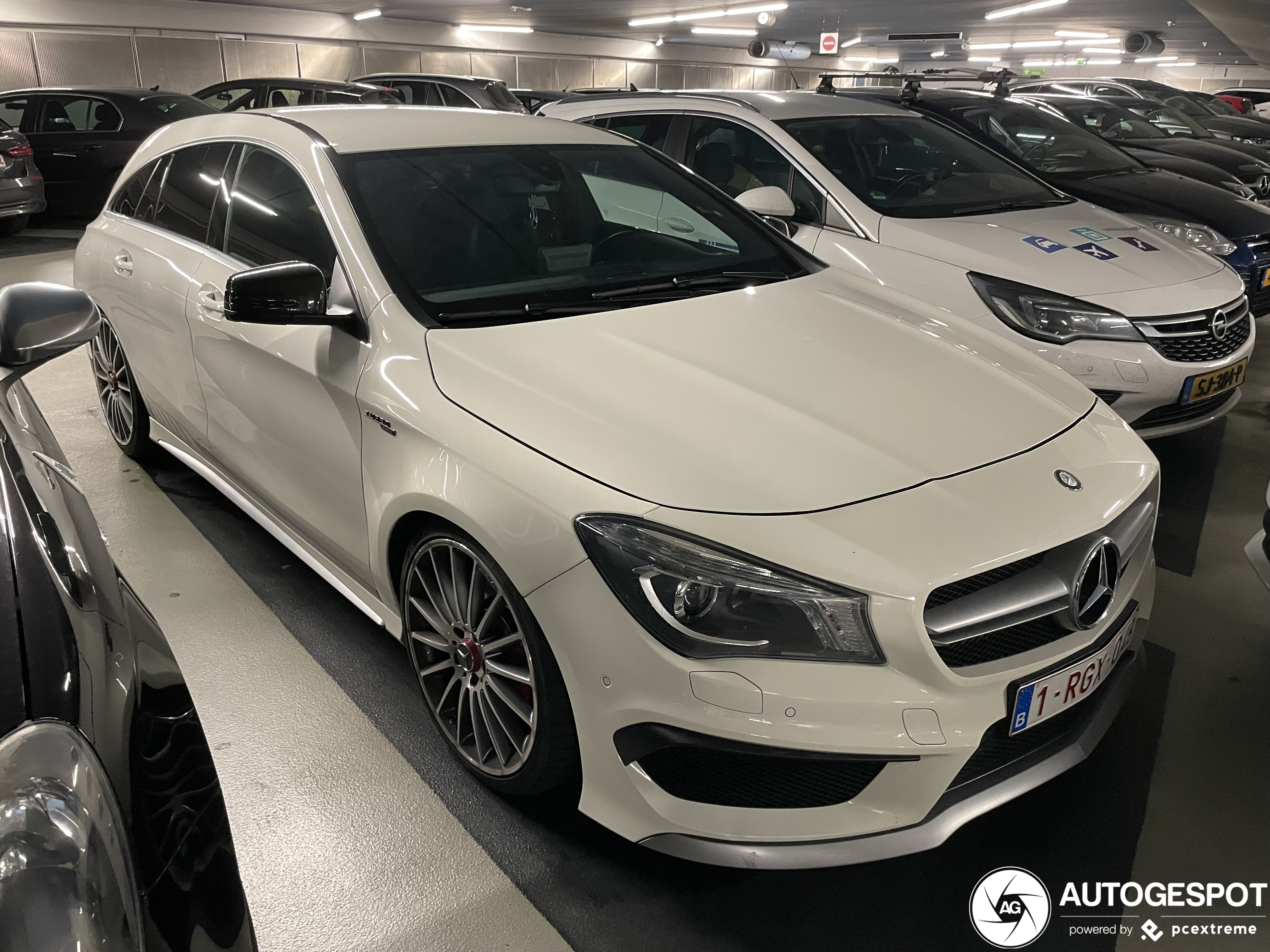 Mercedes-AMG CLA 45 Shooting Brake X117