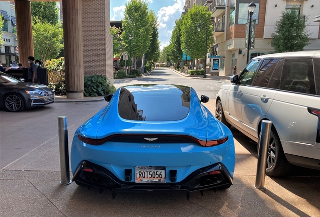 Aston Martin V8 Vantage 2018