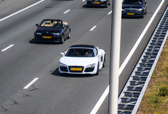 Audi R8 V10 Spyder 2013