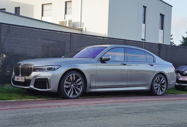 BMW M760Li xDrive 2019