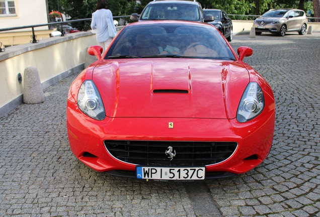 Ferrari California