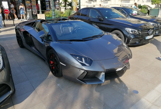 Lamborghini Aventador LP700-4 Roadster