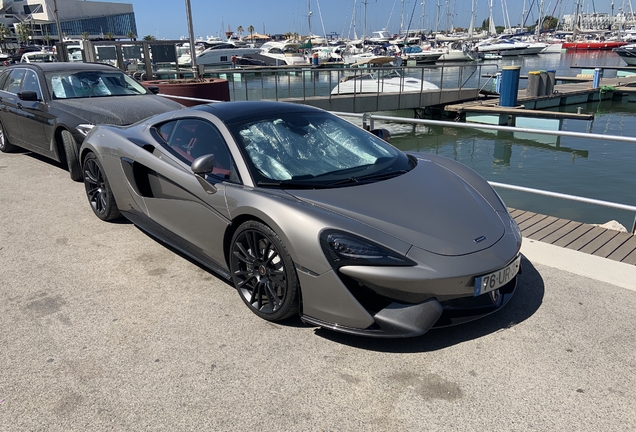 McLaren 570GT