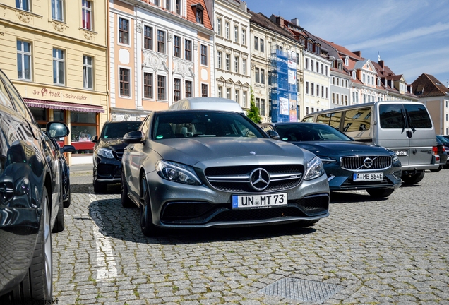 Mercedes-AMG C 63 S W205