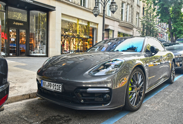 Porsche 971 Panamera Turbo S E-Hybrid