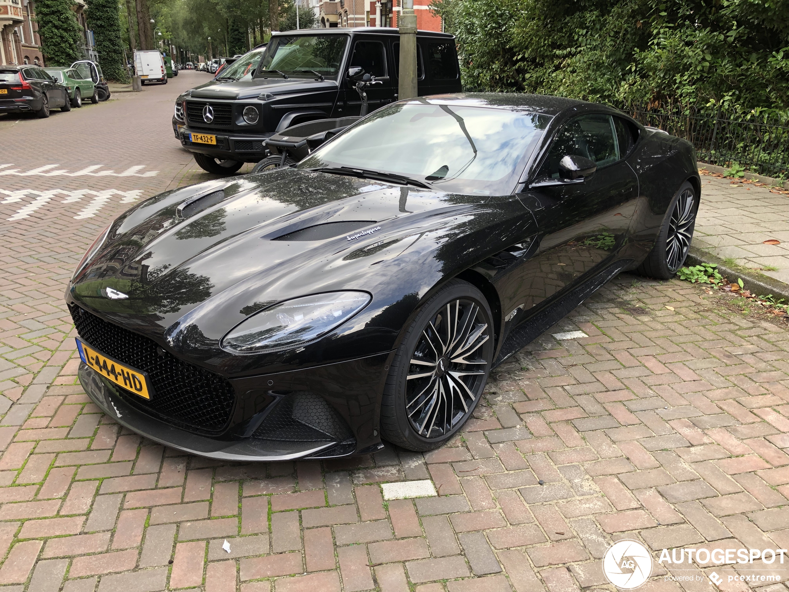 Aston Martin DBS Superleggera