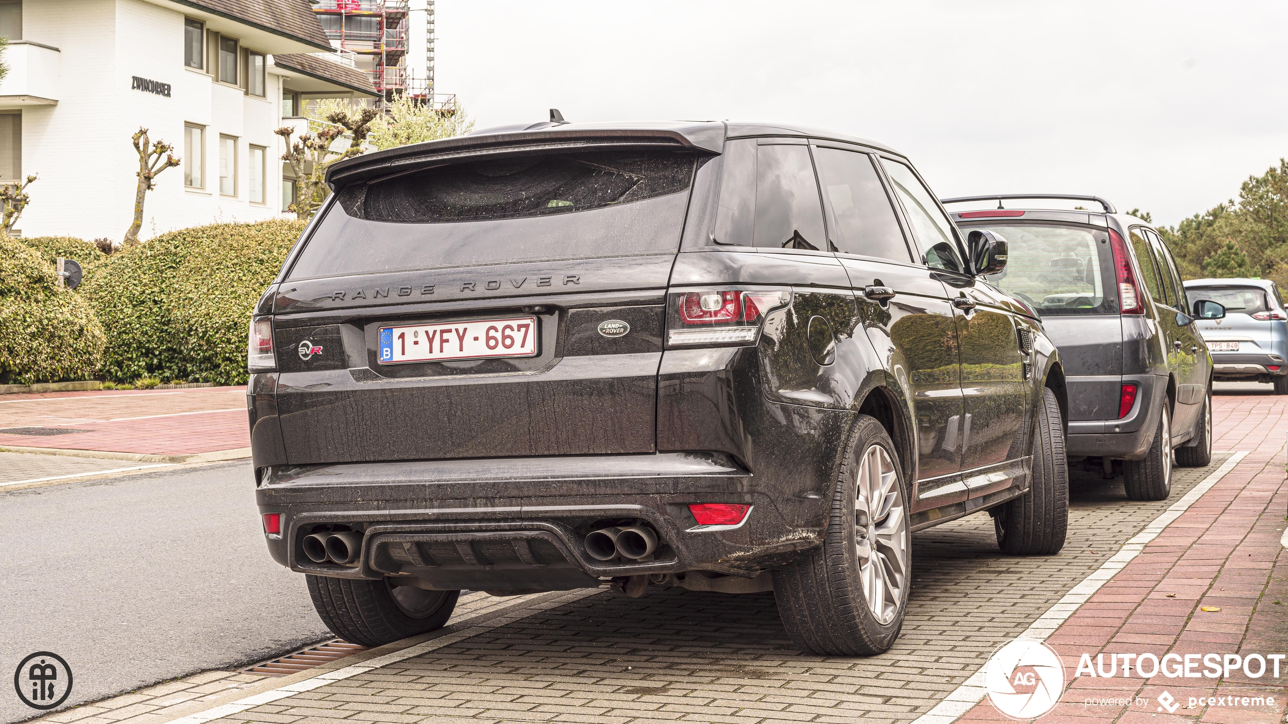 Land Rover Range Rover Sport SVR